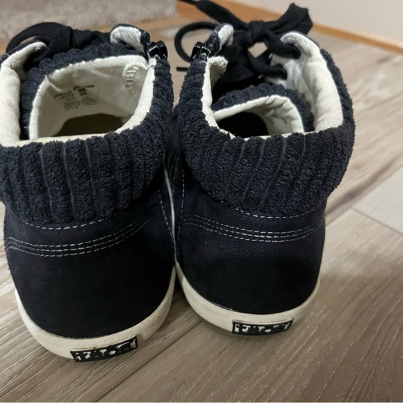 Taos Startup Sneaker size 7.5 - Picture 3 of 6